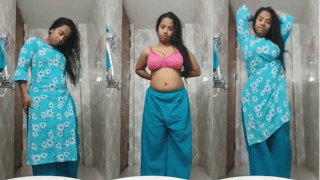 Traditional Salwar Girl Strips Naked In Bathroom Masturbates