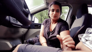 Slutty Milf Aunty Gives Filthy Blowjob To Lover After Her Kids School Drop