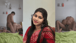 Horny Aunty Seduces Young Neighborhood Guy, Invites Him To OYO & Rides Him Like A Wild Slut